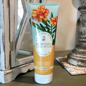 NEW Bath and Body Works body cream